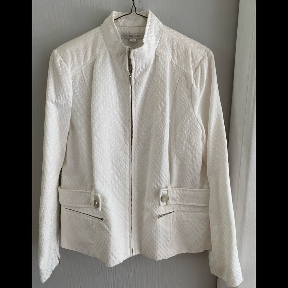 Women’s white size L Erin London zipper jacket